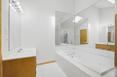 Tiny photo for 19518 Ridgemont Drive, Tinley Park, IL 60487 (MLS # 12575754)