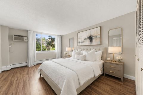 Tiny photo for 2222 S Stewart Avenue #2F, Lombard, IL 60148 (MLS # 12628515)