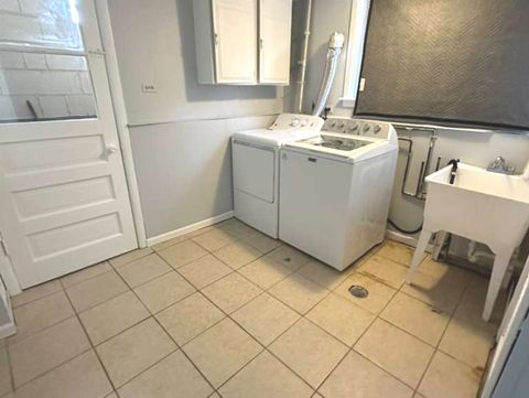 Tiny photo for 7843 S LUNA Avenue, Burbank, IL 60459 (MLS # 12545602)