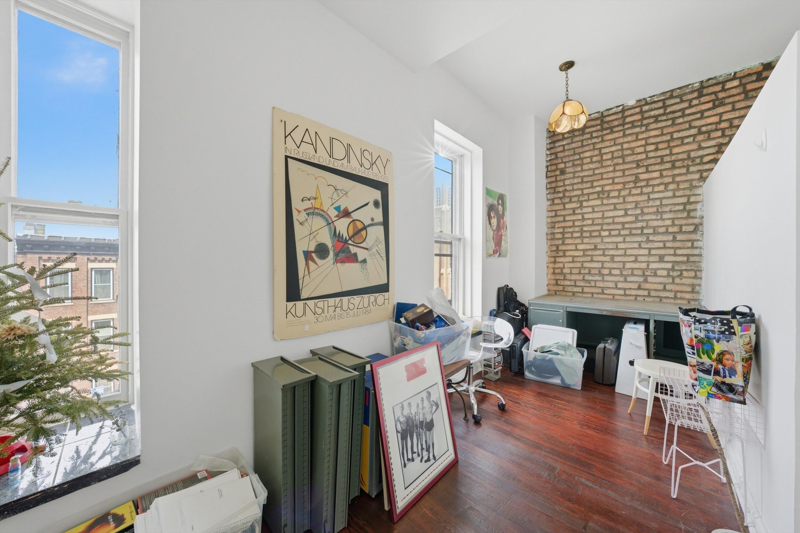 903 W 19th Street 3