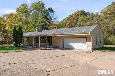 Photo of 18378 WELLS FERRY Road, Bettendorf, IA 52722 (MLS # QC4268699)