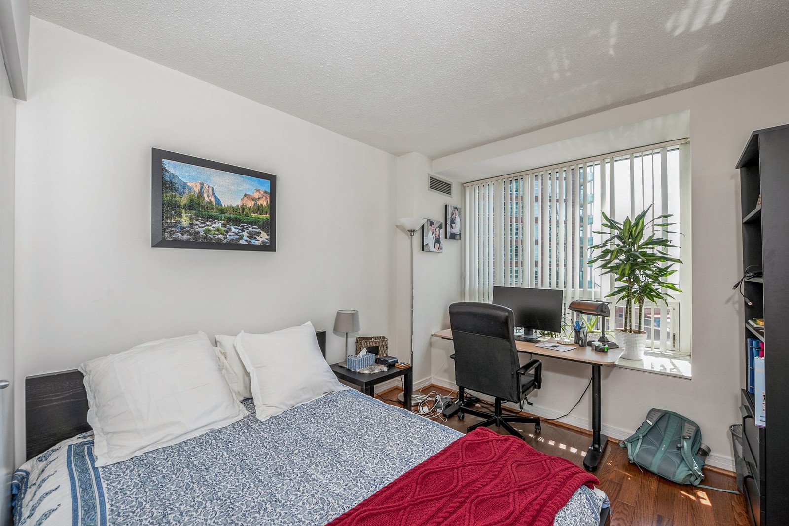 Chicago, Illinois 60611, United States, 2 Bedrooms Bedrooms, ,2 BathroomsBathrooms,Residential,Active,172327