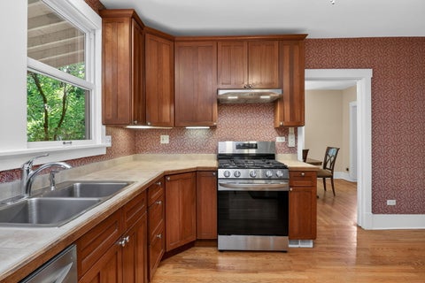 Tiny photo for 2 S Stough Street, Hinsdale, IL 60521 (MLS # 12727143)