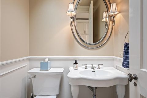 Tiny photo for 915 Keystone Avenue, River Forest, IL 60305 (MLS # 12608686)