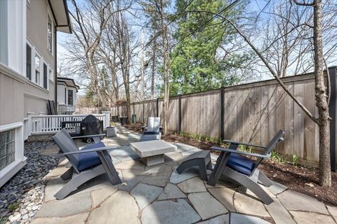 Tiny photo for 915 Keystone Avenue, River Forest, IL 60305 (MLS # 12608686)