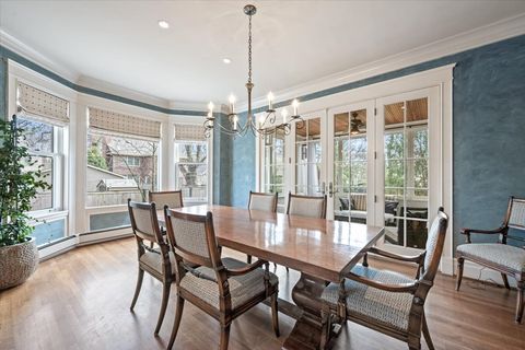 Tiny photo for 915 Keystone Avenue, River Forest, IL 60305 (MLS # 12608686)
