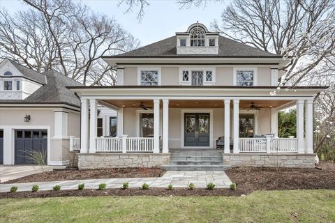 Photo of 915 Keystone Avenue, River Forest, IL 60305 (MLS # 12608686)