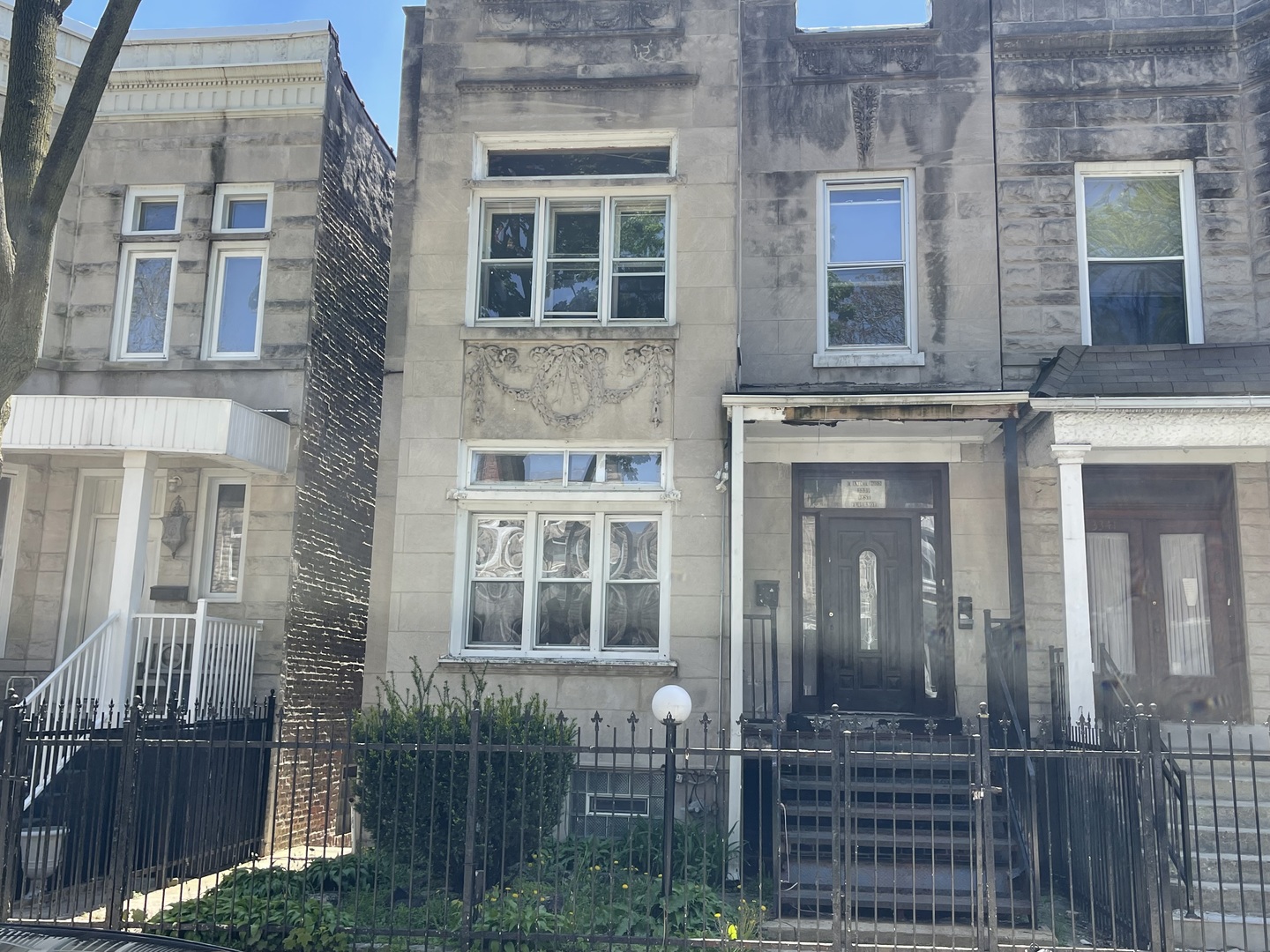 3339 W Flournoy Street