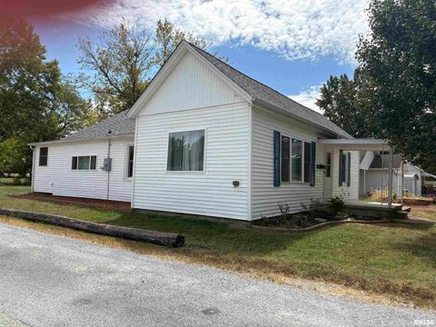 Tiny photo for 504 MULBERRY Street, Carterville, IL 62918 (MLS # EB459617)
