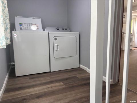 Tiny photo for 504 MULBERRY Street, Carterville, IL 62918 (MLS # EB459617)