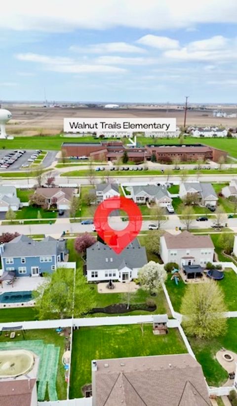 Tiny photo for 306 Austin Drive, Shorewood, IL 60404 (MLS # 12618437)