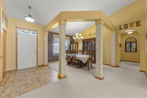 Tiny photo for 306 Austin Drive, Shorewood, IL 60404 (MLS # 12618437)
