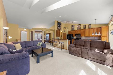 Tiny photo for 306 Austin Drive, Shorewood, IL 60404 (MLS # 12618437)