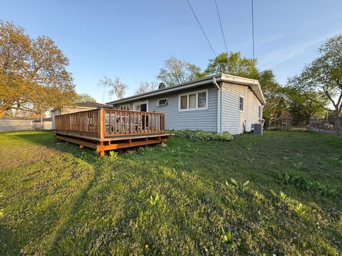 Tiny photo for 3920 Wren Court, Rolling Meadows, IL 60008 (MLS # 12629610)