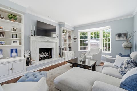 Tiny photo for 1360 Kenilwood Lane, Riverwoods, IL 60015 (MLS # 12693458)