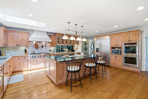 Tiny photo for 1360 Kenilwood Lane, Riverwoods, IL 60015 (MLS # 12693458)