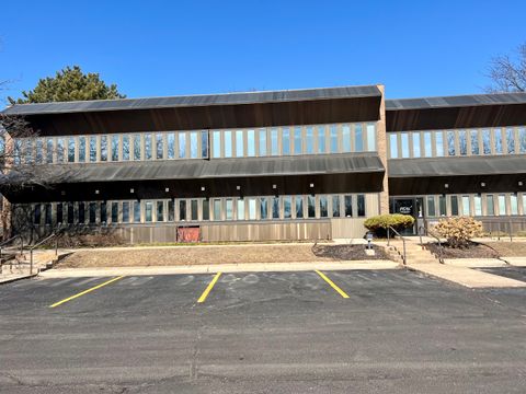 — beds bed, — baths bath property at 4777 e state street 4-5-6, rockford, il 61108