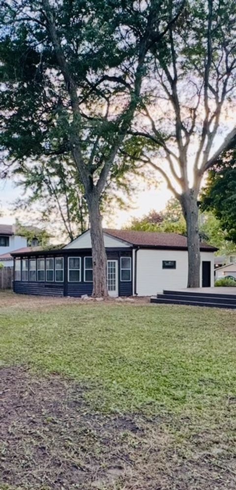 Tiny photo for 38603 N Pine Grove Avenue, Wadsworth, IL 60083 (MLS # 12480536)