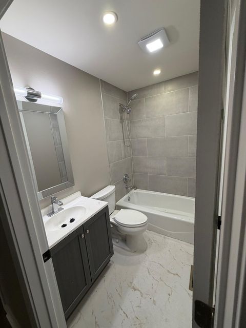 Tiny photo for 208 Albert Drive, Vernon Hills, IL 60061 (MLS # 12614186)