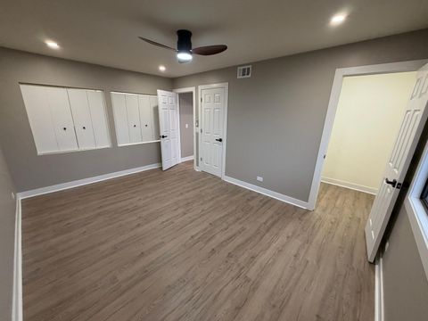 Tiny photo for 208 Albert Drive, Vernon Hills, IL 60061 (MLS # 12614186)