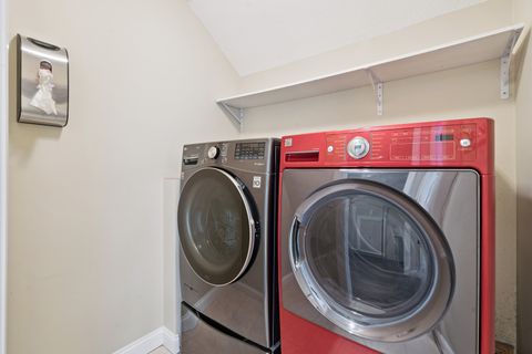 Tiny photo for 5811 Duggleby Avenue, Davenport, IA 52807 (MLS # 12600790)