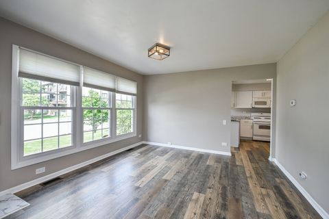 Tiny photo for 431 Orleans Avenue #431, Naperville, IL 60565 (MLS # 12433446)