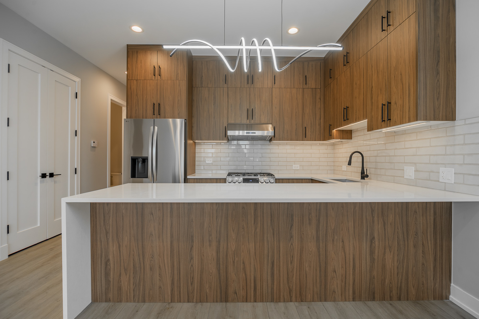 3738 S Calumet Avenue 2N