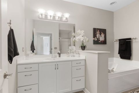 Tiny photo for Geneva, IL 60134 (MLS # 12535444)