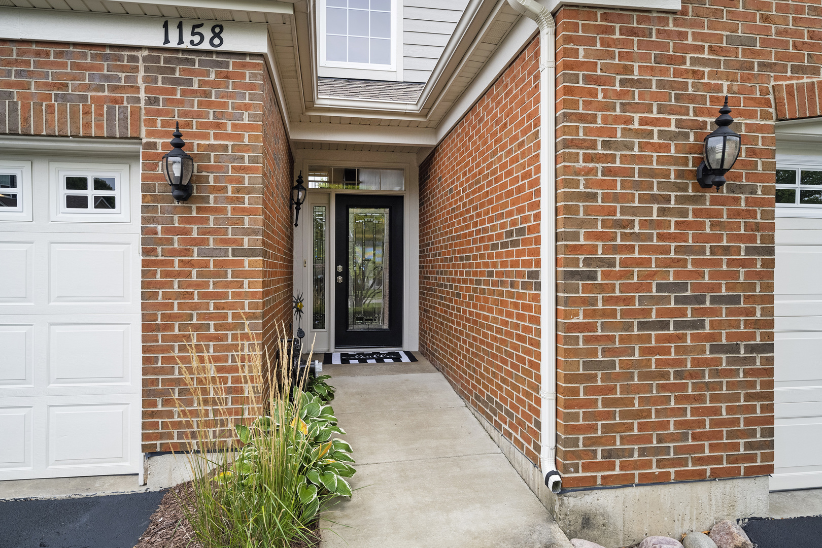 1158 Betsy Ross Place