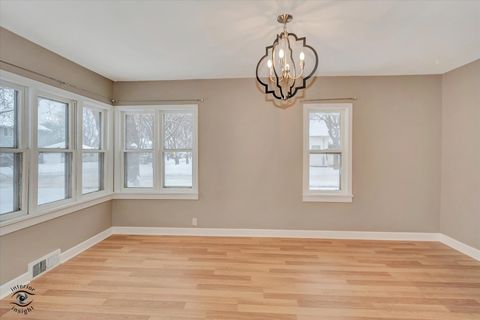 Tiny photo for 411 N Prairie Avenue, Bradley, IL 60915 (MLS # 12523652)