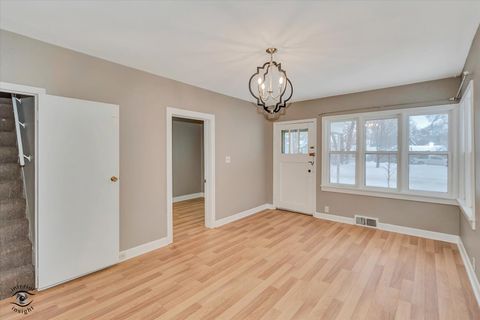 Tiny photo for 411 N Prairie Avenue, Bradley, IL 60915 (MLS # 12523652)