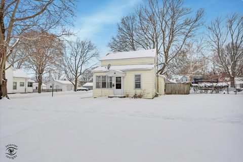 Photo of 411 N Prairie Avenue, Bradley, IL 60915 (MLS # 12523652)