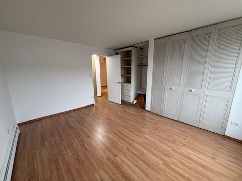 Tiny photo for 5510 Lincoln Avenue #B409, Morton Grove, IL 60053 (MLS # 12535812)