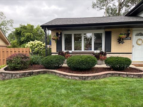 Tiny photo for 10456 S Stowe Court, Palos Hills, IL 60465 (MLS # 12585176)