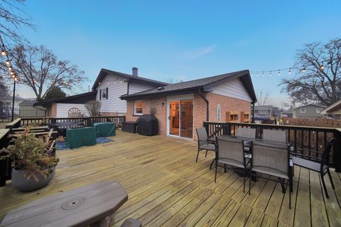 Tiny photo for 10456 S Stowe Court, Palos Hills, IL 60465 (MLS # 12585176)