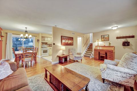 Tiny photo for 10456 S Stowe Court, Palos Hills, IL 60465 (MLS # 12585176)