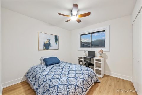 Tiny photo for 1942 Trail Ridge Street, Arlington Heights, IL 60004 (MLS # 12506022)