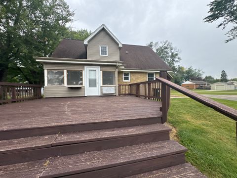 Tiny photo for 1014 Holland Drive, Rock Falls, IL 61071 (MLS # 11854573)