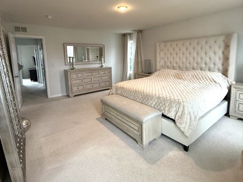 Tiny photo for 487 Town Center Boulevard, Gilberts, IL 60136 (MLS # 12596789)