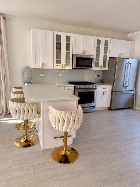 Tiny photo for 487 Town Center Boulevard, Gilberts, IL 60136 (MLS # 12596789)