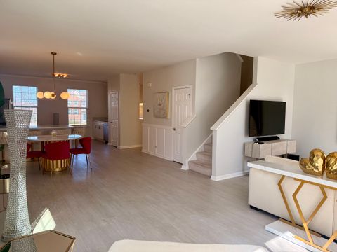 Tiny photo for 487 Town Center Boulevard, Gilberts, IL 60136 (MLS # 12596789)