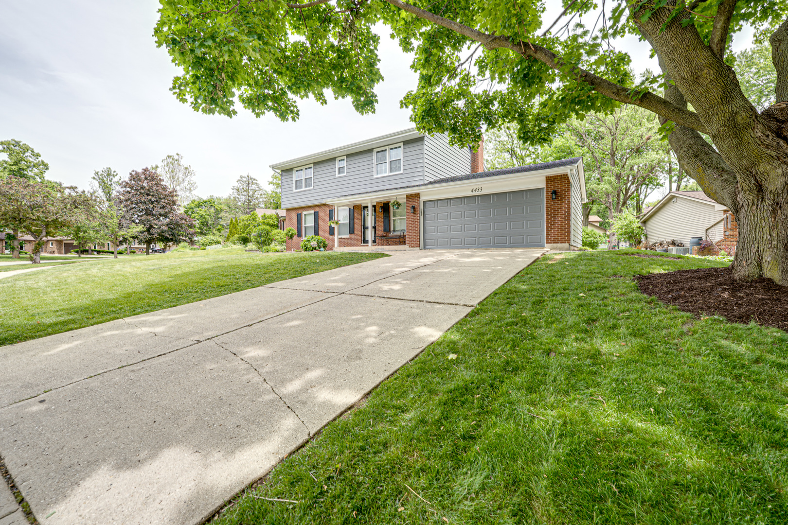 Properties 2 4433 Normandy Drive