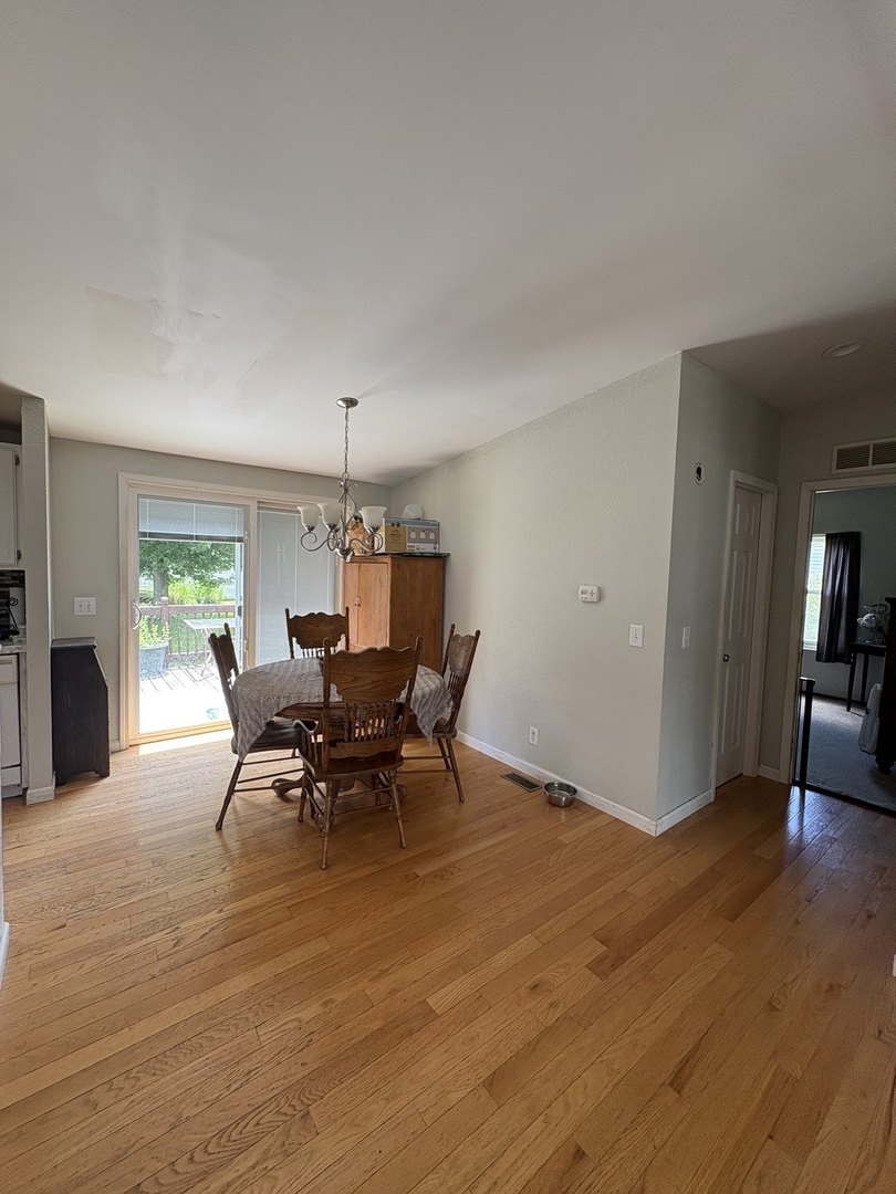 127 Cardinal Lane