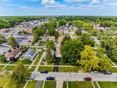 Tiny photo for 2330 121st Street, Blue Island, IL 60406 (MLS # 12417432)