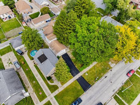Tiny photo for 2330 121st Street, Blue Island, IL 60406 (MLS # 12417432)