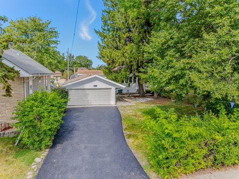 Tiny photo for 2330 121st Street, Blue Island, IL 60406 (MLS # 12417432)