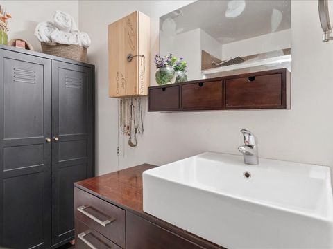 Tiny photo for Chicago, IL 60661 (MLS # 12641206)