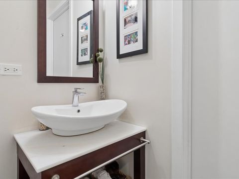 Tiny photo for Chicago, IL 60661 (MLS # 12641206)