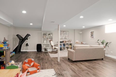 Tiny photo for 11046 S Ewing Avenue, Chicago, IL 60617 (MLS # 12613802)