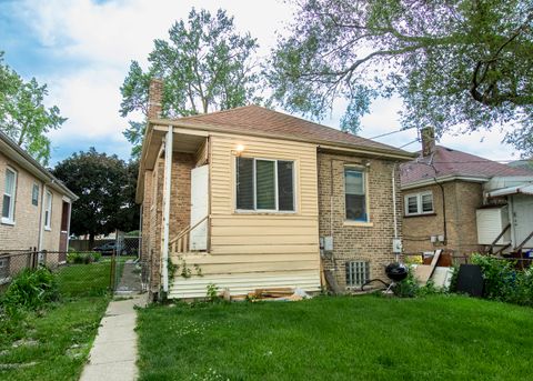 A home in Maywood